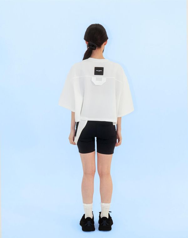 Curve Overlay Top White